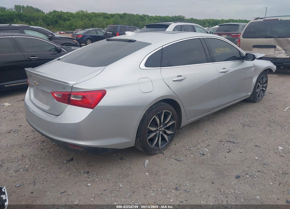 2018 CHEVROLET MALIBU LT VIN: 1G1ZD5ST2JF218688