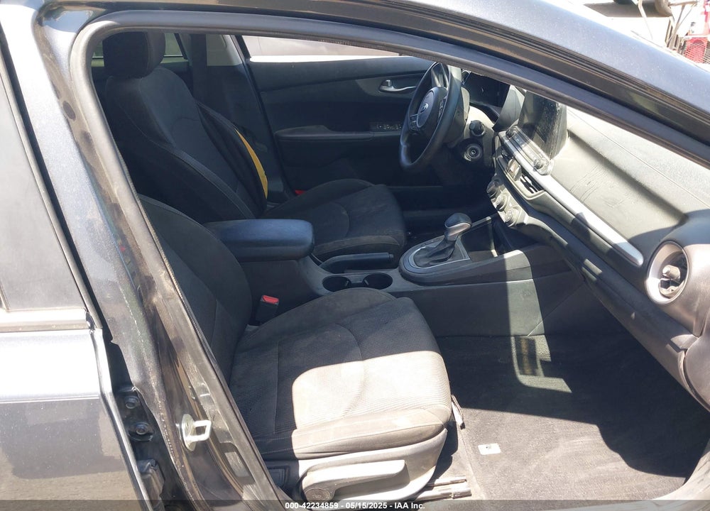 2020 KIA FORTE VIN: 3KPF24ADXLE202725