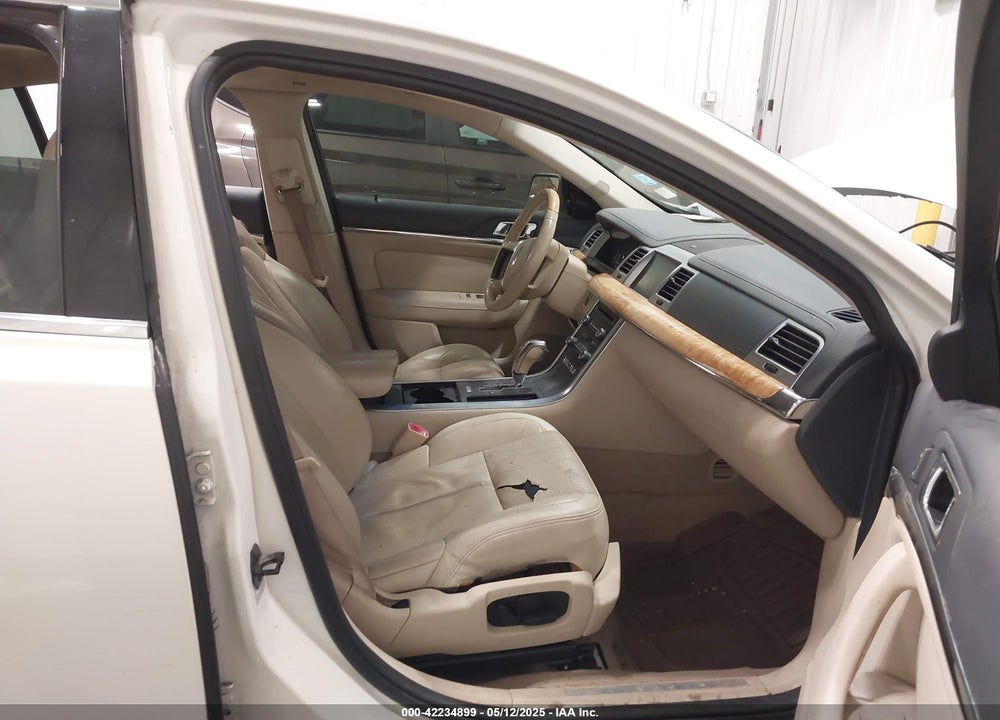 2009 LINCOLN MKS VIN: 1LNHM94R09G607455