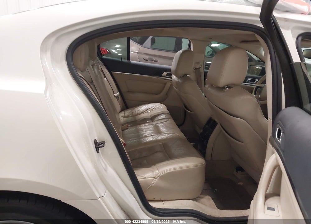 2009 LINCOLN MKS VIN: 1LNHM94R09G607455