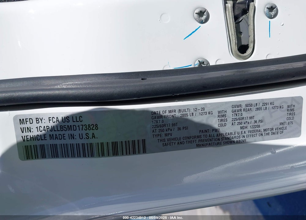 2021 JEEP CHEROKEE VIN: 1C4PJLLB5MD173828