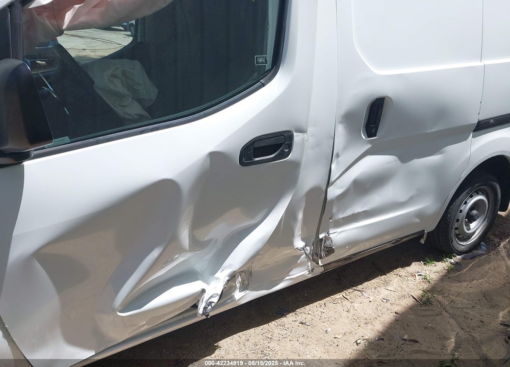 2017 NISSAN NV200 S VIN: 3N6CM0KN0HK713072
