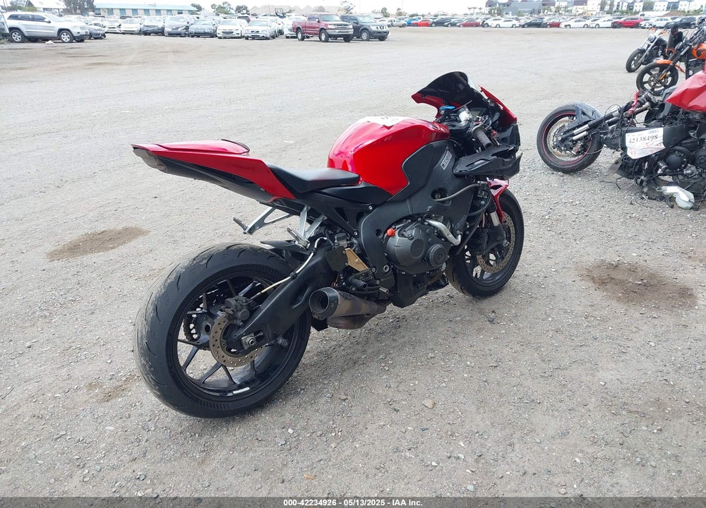 2014 HONDA CBR1000 RR VIN: JH2SC5975EK300116