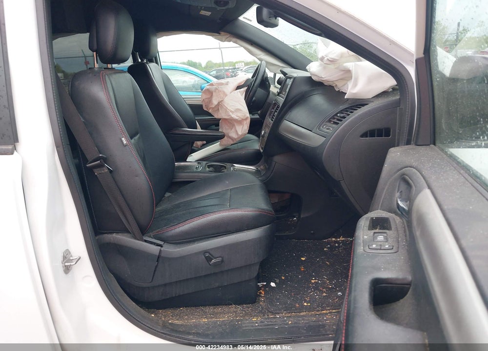 2018 DODGE GRAND CARAVAN GT VIN: 2C4RDGEG3JR341247