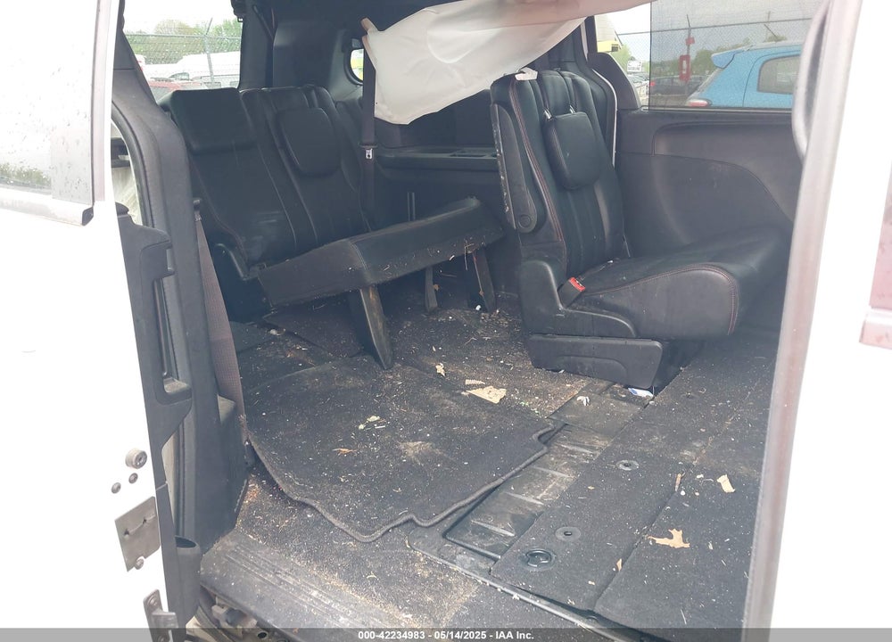 2018 DODGE GRAND CARAVAN GT VIN: 2C4RDGEG3JR341247