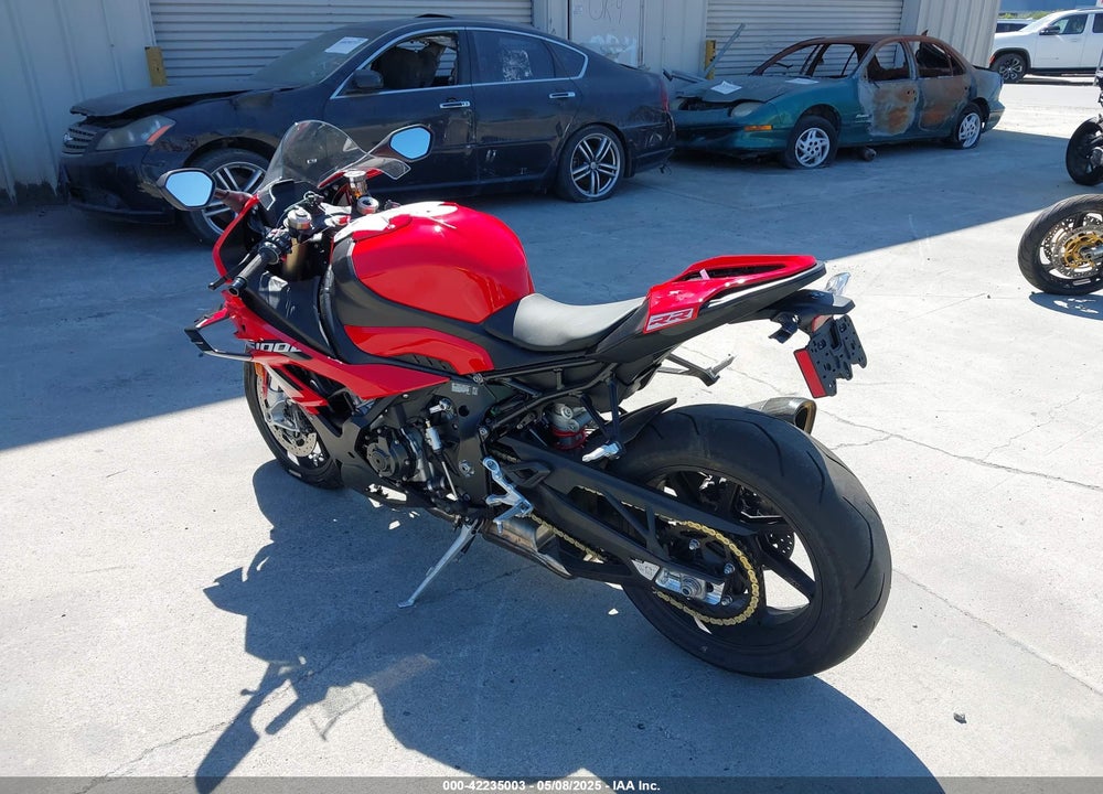 2024 BMW S 1000 RR VIN: WB10E6307R6K33851
