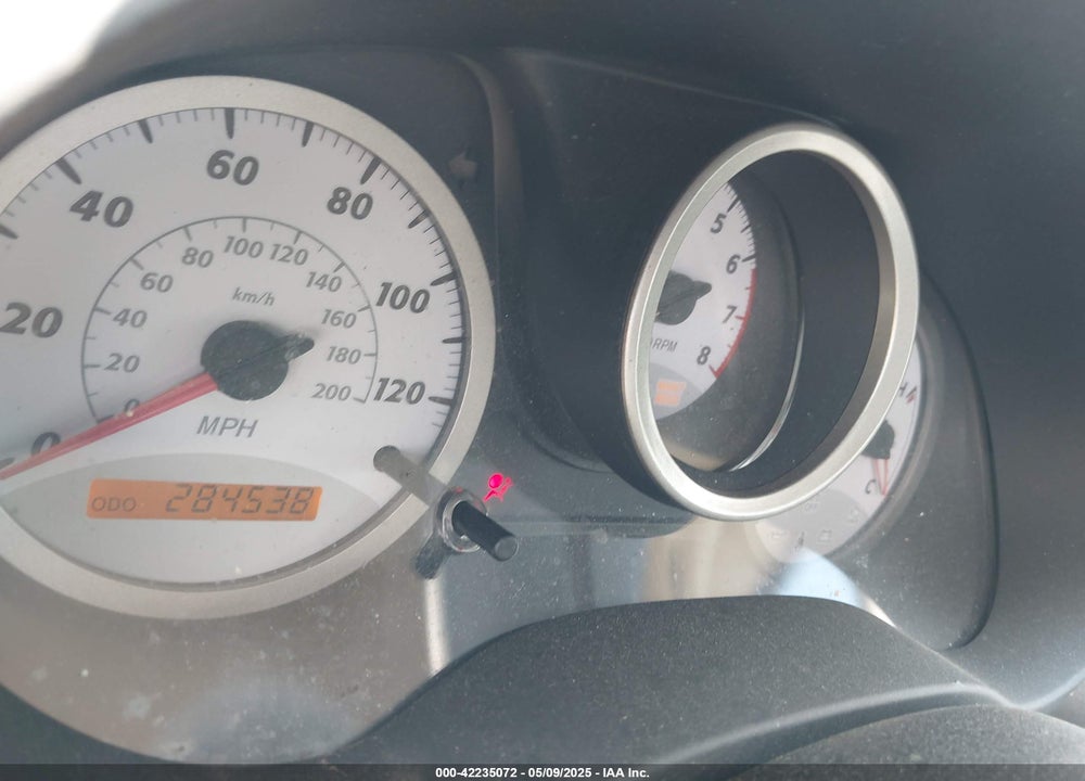 2004 TOYOTA RAV4 VIN: JTEGD20V340043209
