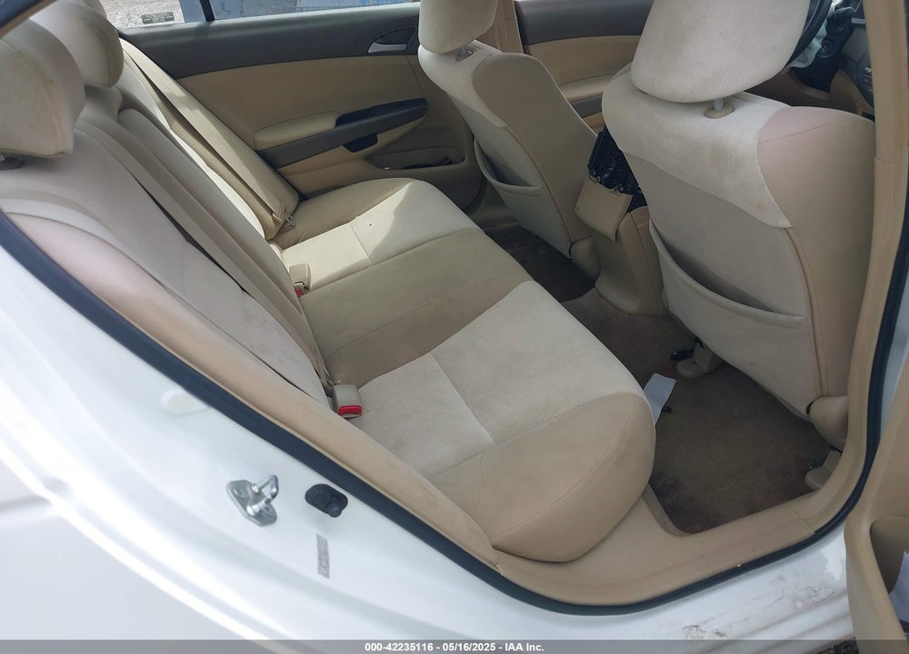 2008 HONDA ACCORD 2.4 LX VIN: 1HGCP26308A118014