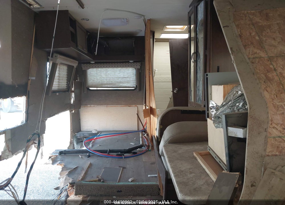 2019 CHEVROLET EXPRESS CUTAWAY 4500 4500 VAN VIN: 1HA3GSCG6KN014855