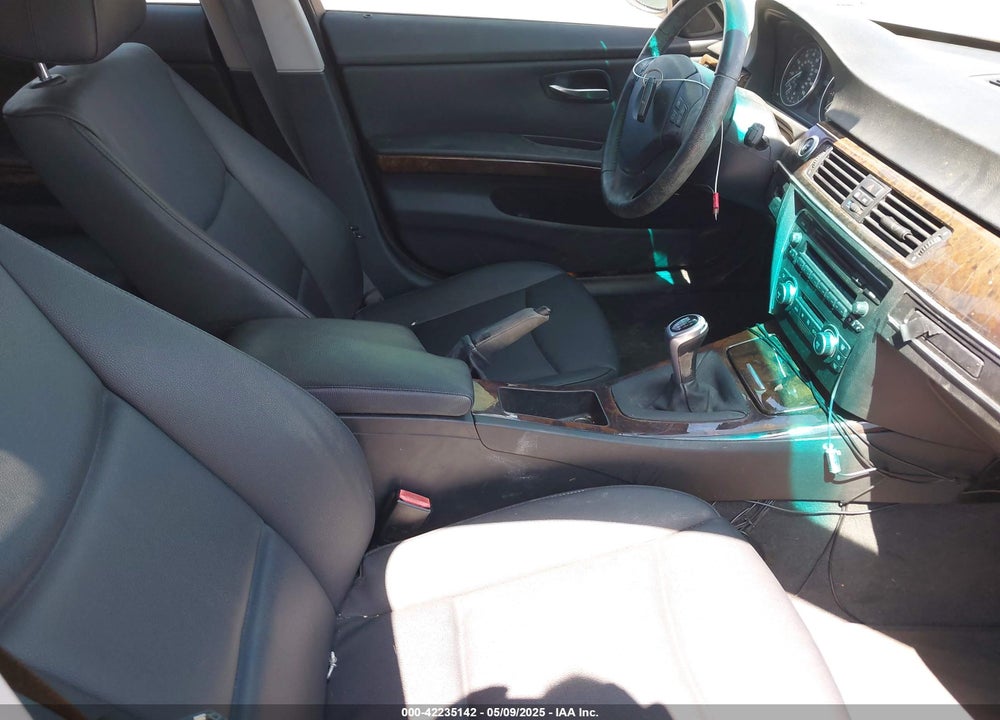 2008 BMW 328 VIN: WBAVA37558ND55864