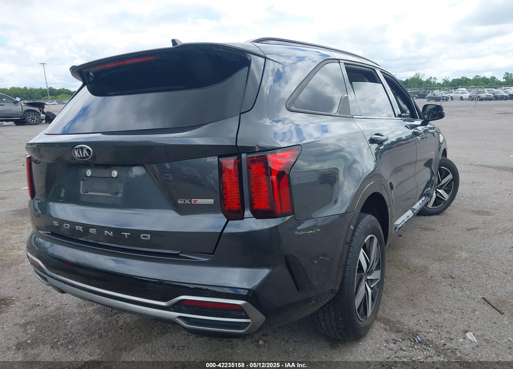 2021 KIA SORENTO VIN: 5XYRH4LF4MG032974