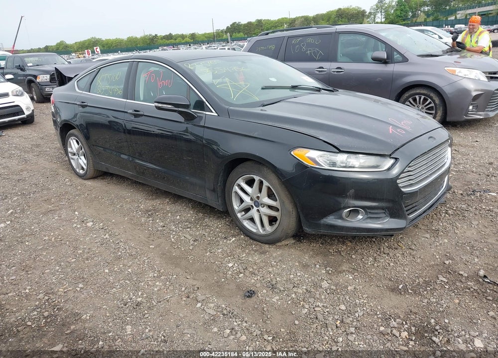 2014 FORD FUSION SE VIN: 3FA6P0HD6ER371769
