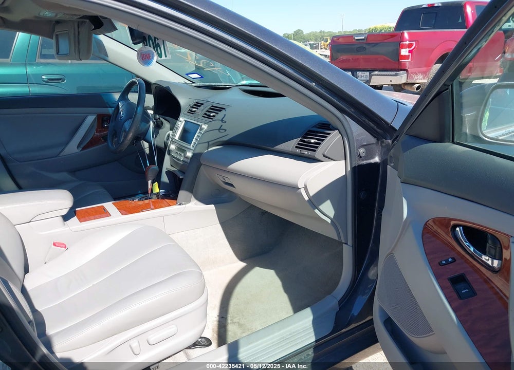 2011 TOYOTA CAMRY XLE V6 VIN: 4T1BK3EK3BU117416