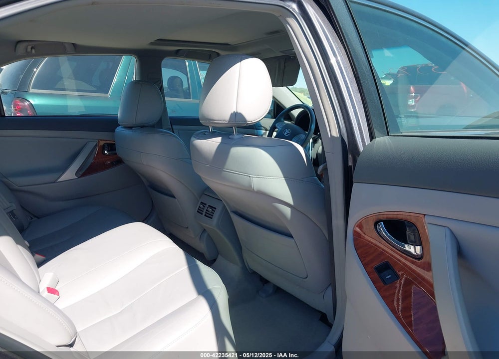 2011 TOYOTA CAMRY XLE V6 VIN: 4T1BK3EK3BU117416
