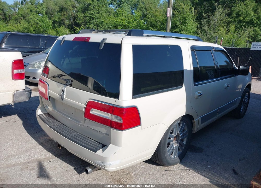 2008 LINCOLN NAVIGATOR VIN: 5LMFU28538LJ11090