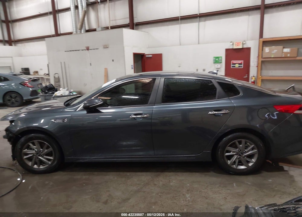 2019 KIA OPTIMA LX VIN: 5XXGT4L33KG375854