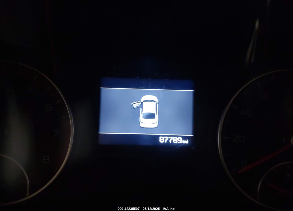 2019 KIA OPTIMA LX VIN: 5XXGT4L33KG375854