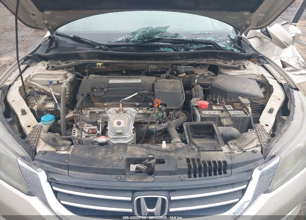 2015 HONDA ACCORD VIN: 1HGCR2F70FA097112