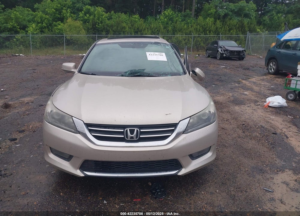 2015 HONDA ACCORD VIN: 1HGCR2F70FA097112