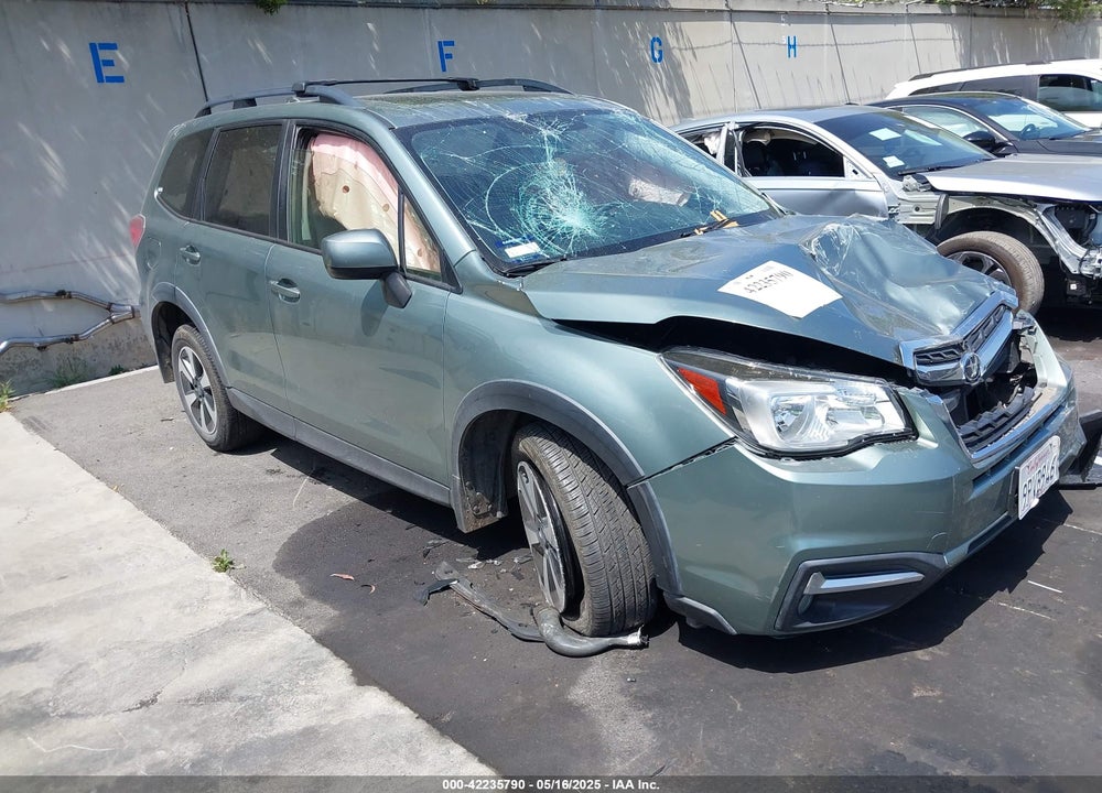 2018 SUBARU FORESTER 2.5I PREMIUM VIN: JF2SJAEC1JH503295