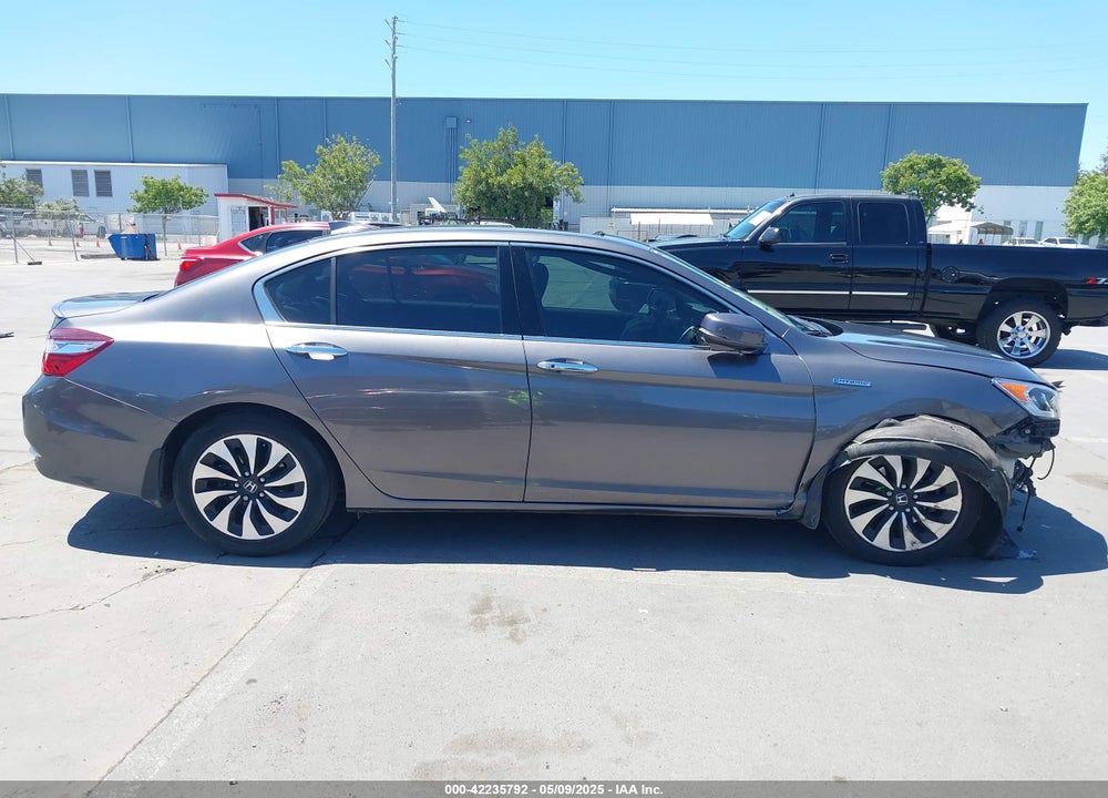 2017 HONDA ACCORD HYBRID EX-L VIN: JHMCR6F50HC021545