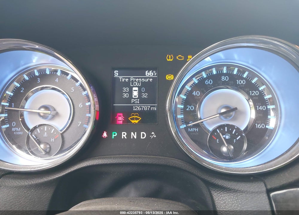 2011 CHRYSLER 300C VIN: 2C3CA6CT1BH581353