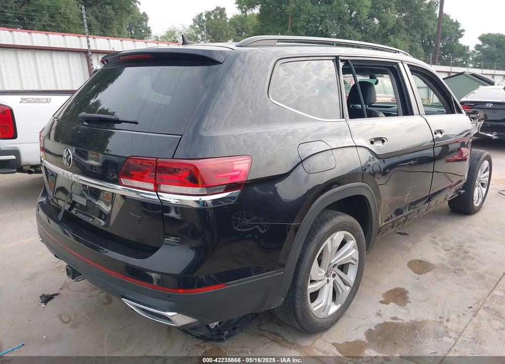 2022 VOLKSWAGEN ATLAS VIN: 1V2WR2CA3NC513697