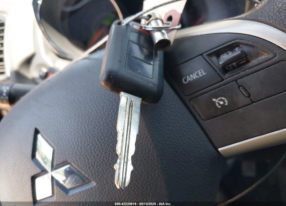 2019 MITSUBISHI OUTLANDER SPORT 2.0 ES VIN: JA4AP3AU3KU027654