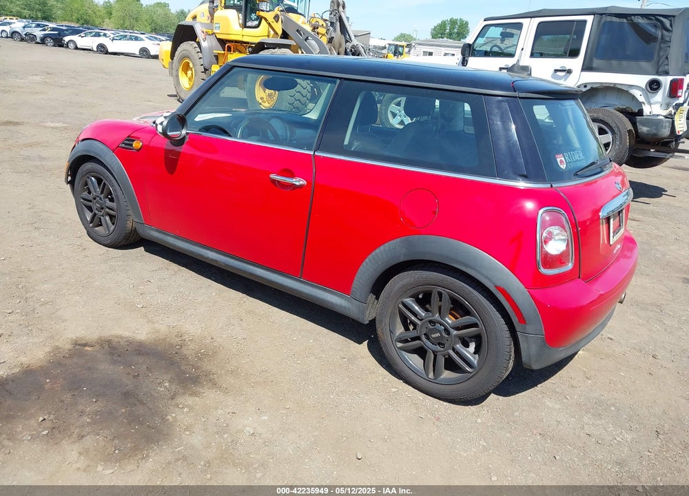 2012 MINI COOPER VIN: WMWSU3C56CT540636