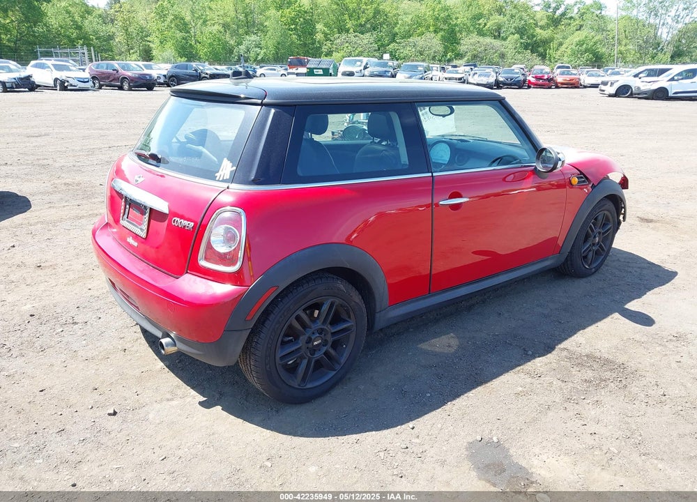 2012 MINI COOPER VIN: WMWSU3C56CT540636