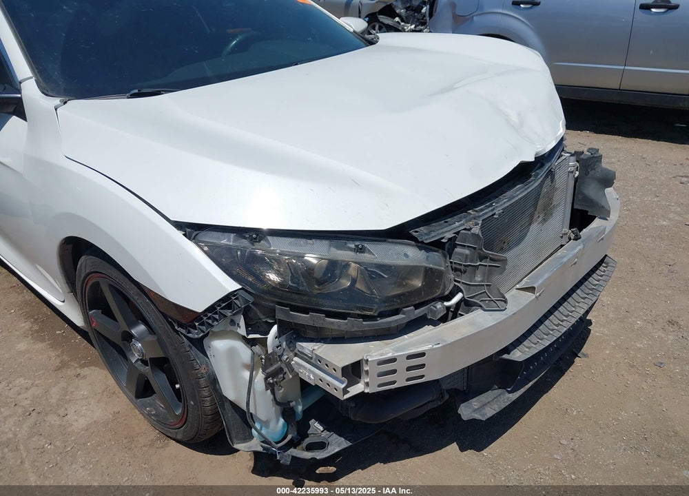 2018 HONDA CIVIC VIN: 2HGFC3A52JH750009