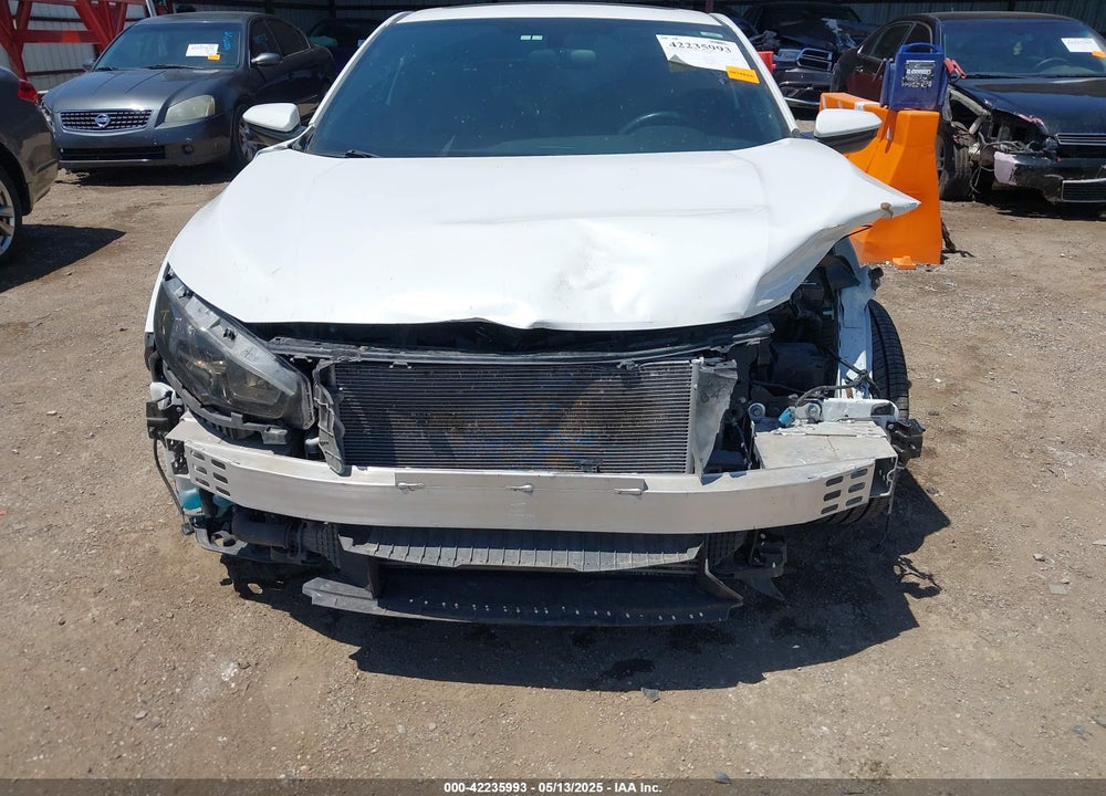 2018 HONDA CIVIC VIN: 2HGFC3A52JH750009