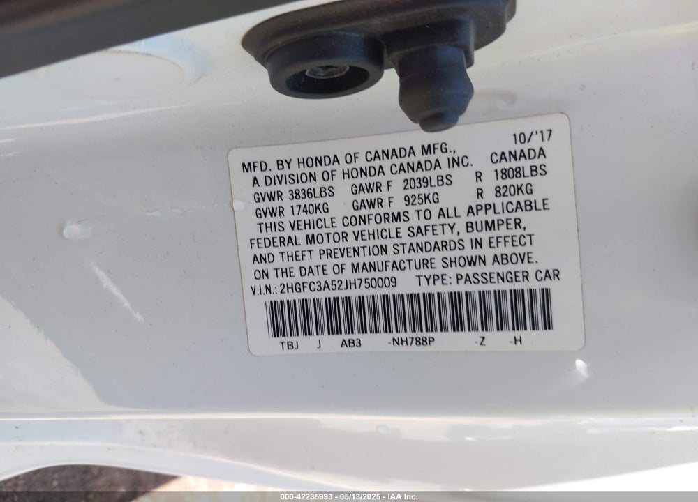 2018 HONDA CIVIC VIN: 2HGFC3A52JH750009