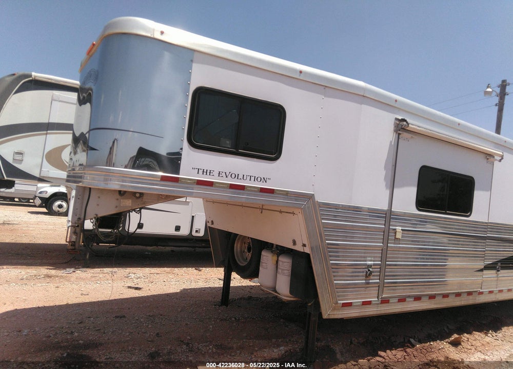 2011 BLOOMER 19 FT SWLQ VIN: 1B9BG3621BS511780
