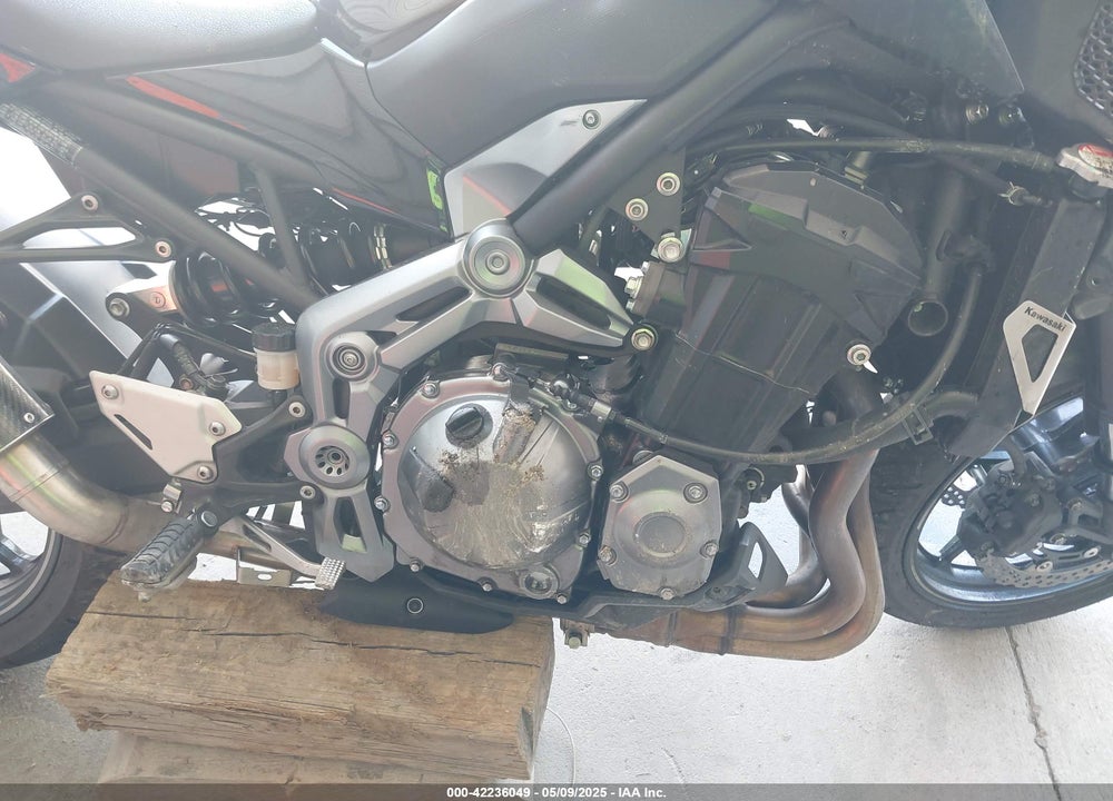 2017 KAWASAKI ZR900 VIN: JKAZR2A19HDA18014