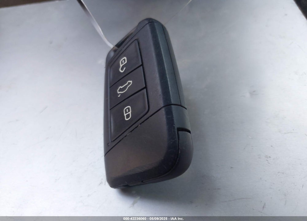 2019 VOLKSWAGEN JETTA 1.4T R-LINE/1.4T S/1.4T SE VIN: 3VWC57BU7KM257127