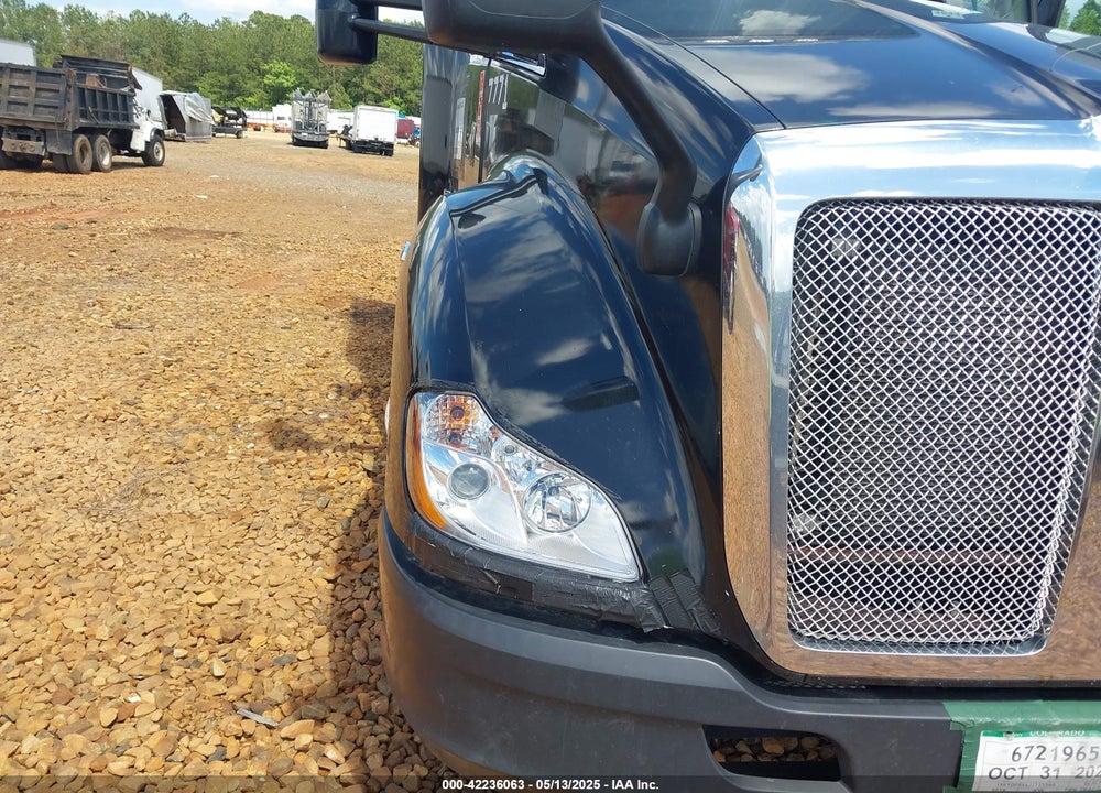 2018 KENWORTH T680 VIN: 1XKYDP9X6JJ135564