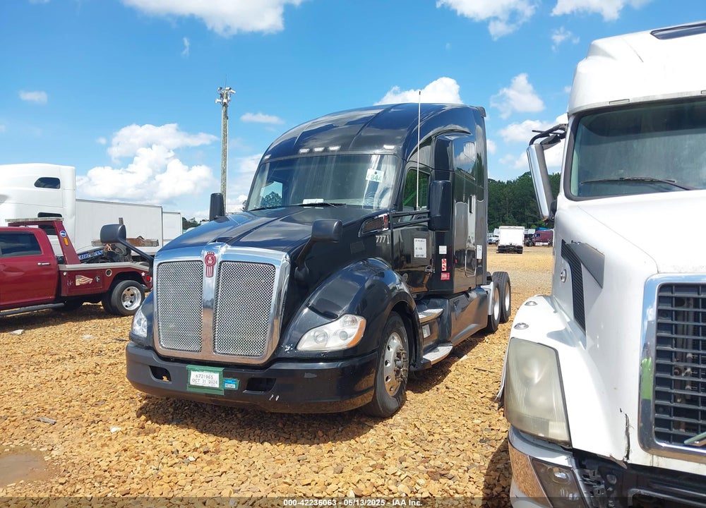 2018 KENWORTH T680 VIN: 1XKYDP9X6JJ135564