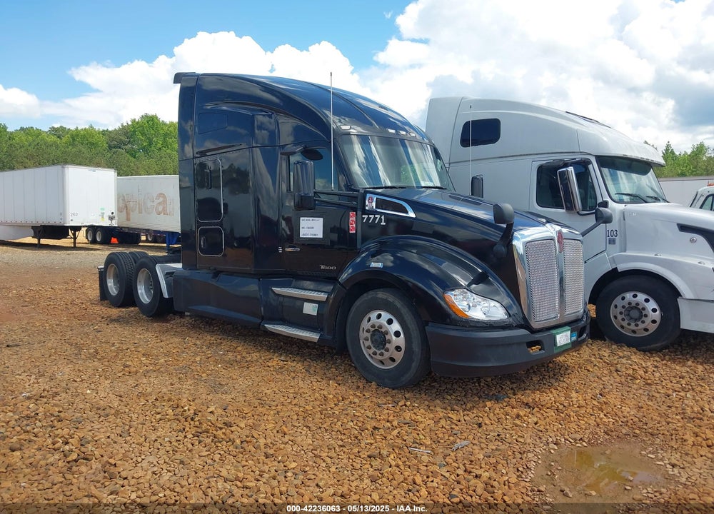 2018 KENWORTH T680 VIN: 1XKYDP9X6JJ135564