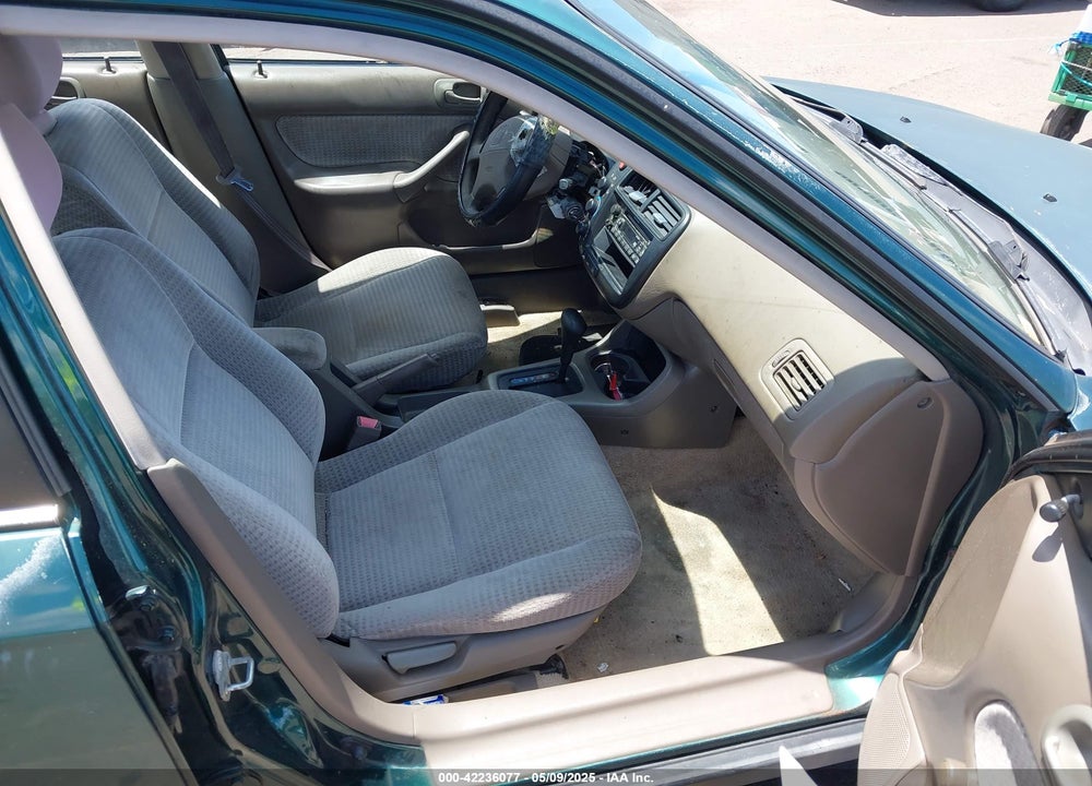 2000 HONDA CIVIC VALUE PACKAGE VIN: 2HGEJ6615YH588508
