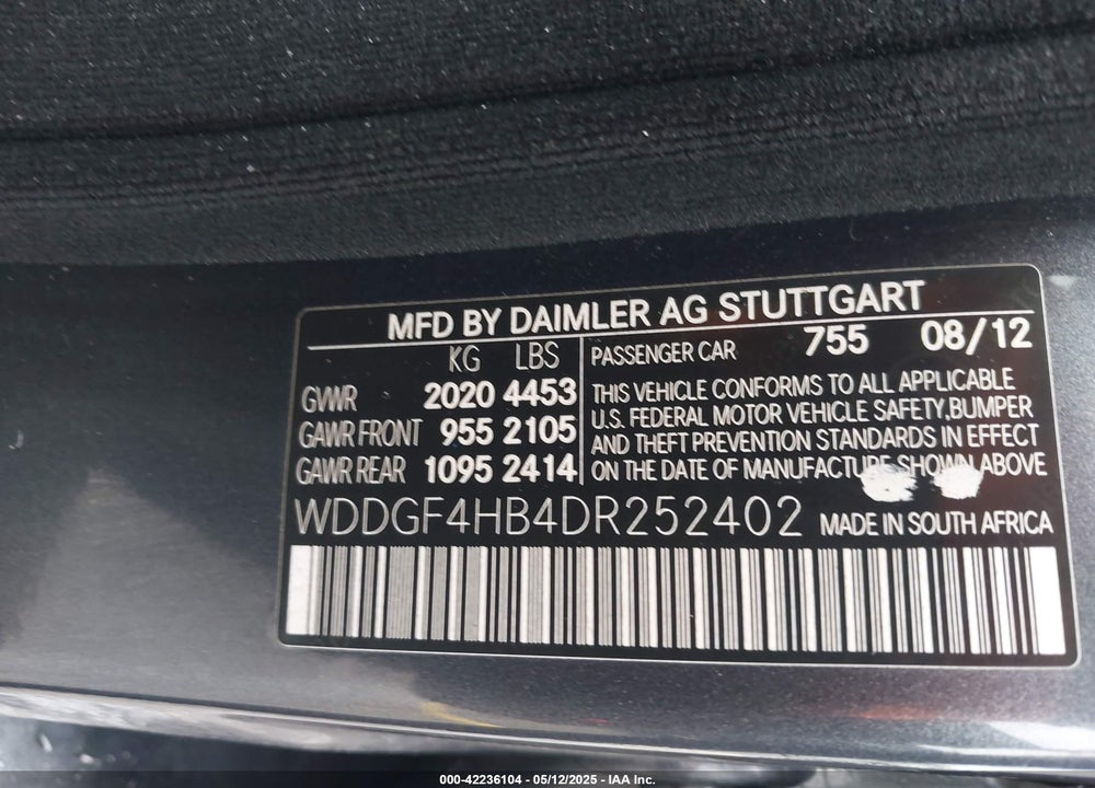 2013 MERCEDES-BENZ C 250 LUXURY/SPORT VIN: WDDGF4HB4DR252402