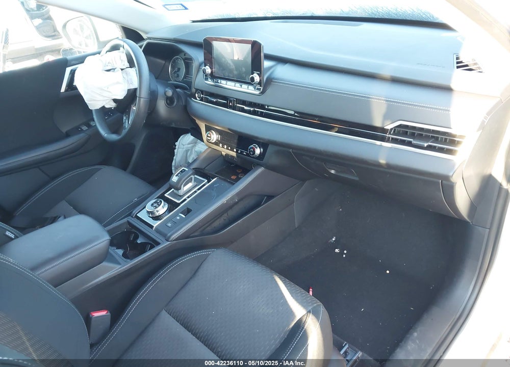 2024 MITSUBISHI OUTLANDER VIN: JA4J3UA8XRZ060622