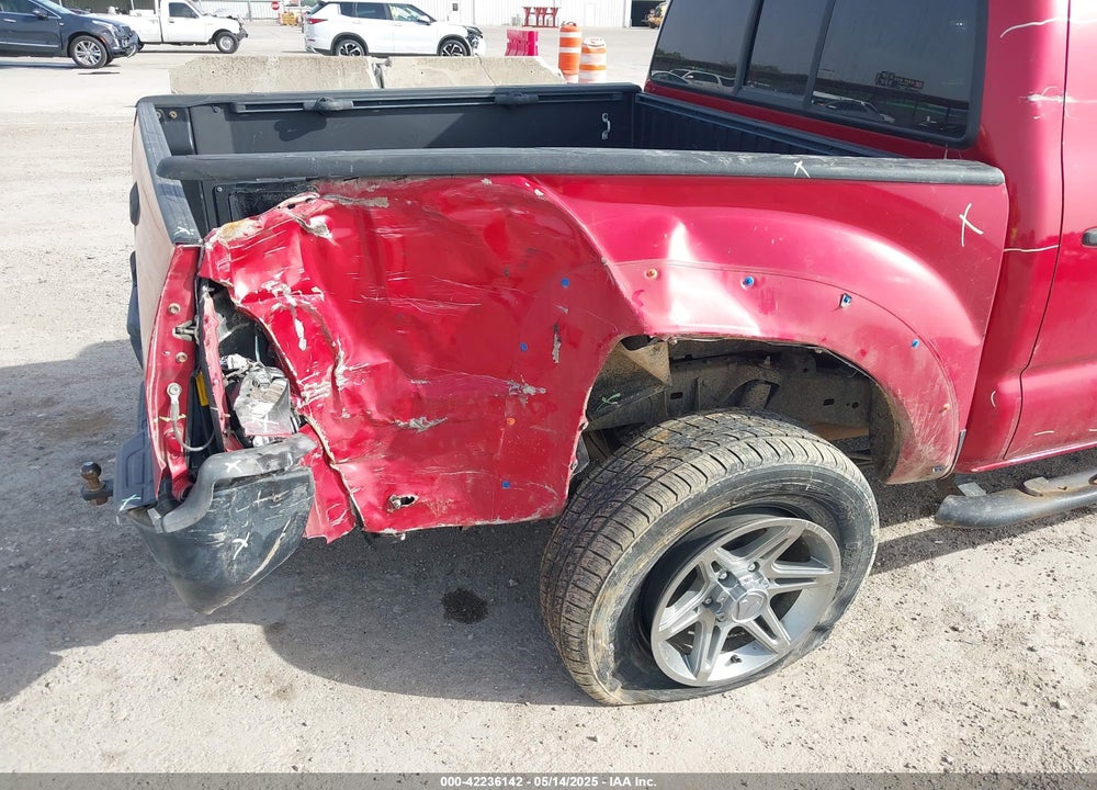 2013 TOYOTA TACOMA VIN: 5TFJX4GN1DX021249