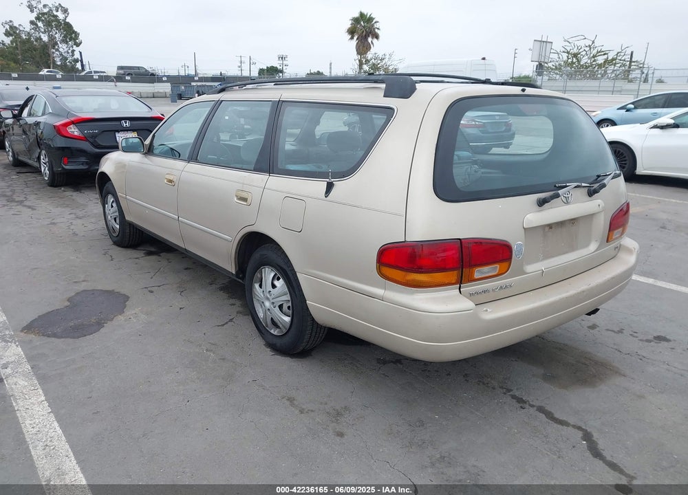 1992 TOYOTA CAMRY LE VIN: 4T1SK12W4NU110507