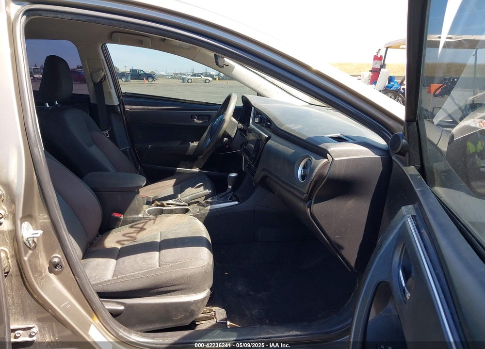 2019 TOYOTA COROLLA VIN: 5YFBURHE5KP932012