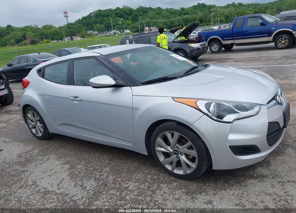 2016 HYUNDAI VELOSTER VIN: KMHTC6AD1GU264853