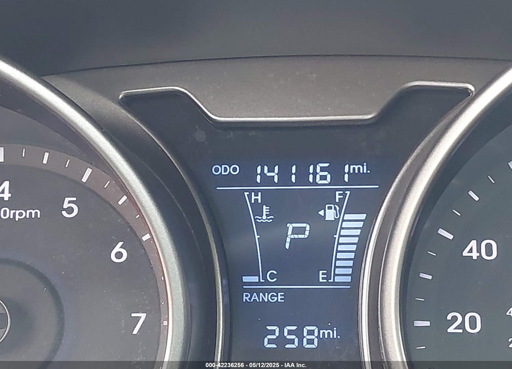 2016 HYUNDAI VELOSTER VIN: KMHTC6AD1GU264853