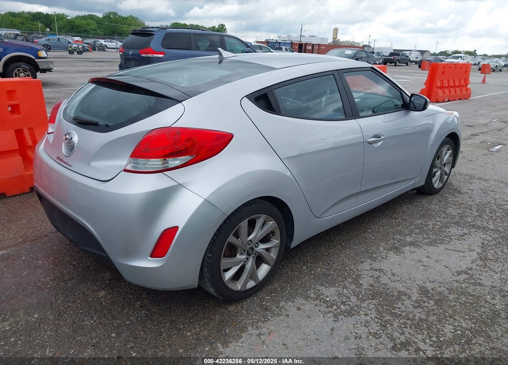 2016 HYUNDAI VELOSTER VIN: KMHTC6AD1GU264853