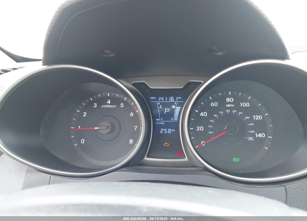 2016 HYUNDAI VELOSTER VIN: KMHTC6AD1GU264853