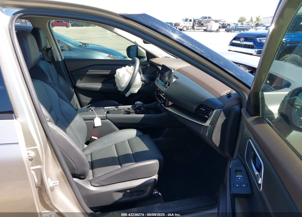 2021 NISSAN ROGUE VIN: JN8AT3CA8MW019288